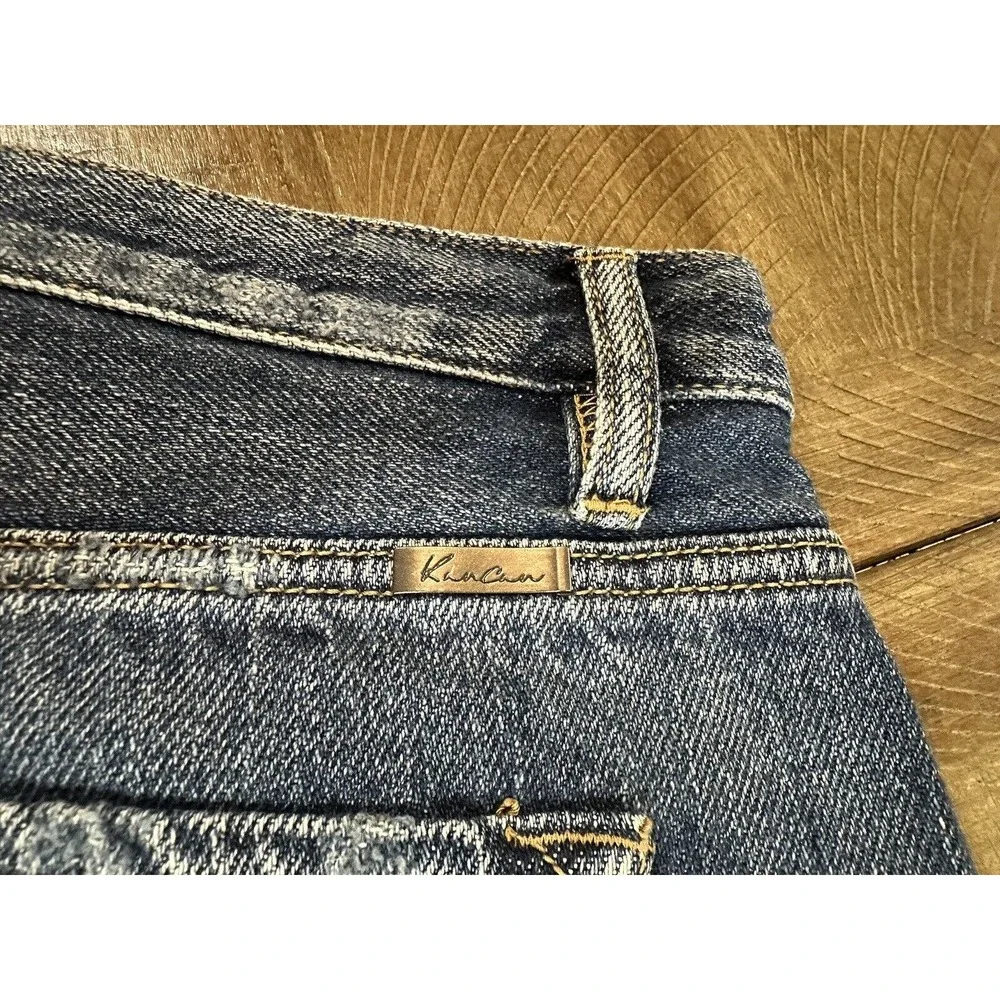 NWT KANCAN Ivy High Rise Button Fly Mom Jean Shorts Distressed Frayed Size 11/29